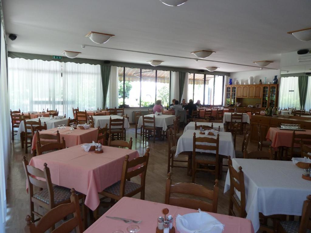 Garden House - Hotel Sport Levico Terme Exteriör bild