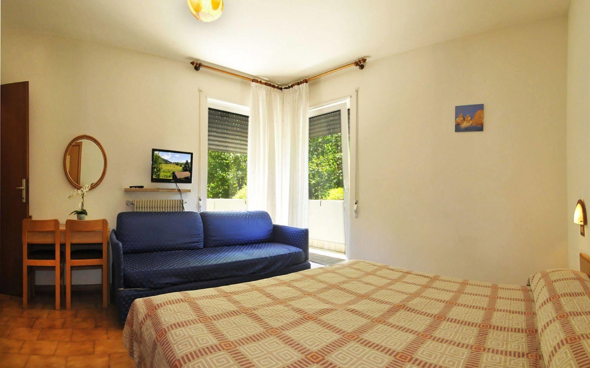 Garden House - Hotel Sport Levico Terme Exteriör bild